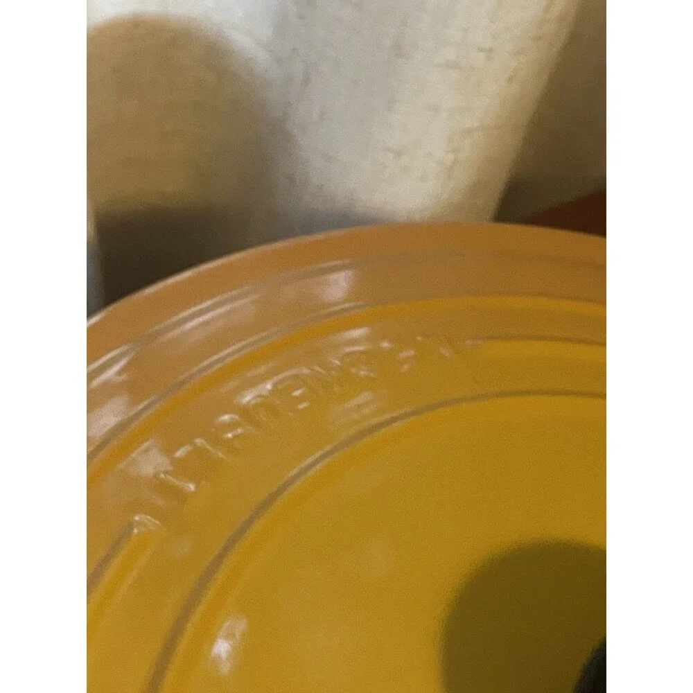 Le Creuset Classic #30 Braiser 3.5qt Enameled Cast Iron Discontinue Dijon Yellow